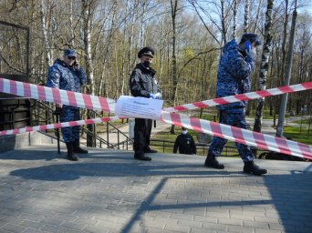 Житель Подмосковья порезал ножом полицейских после замечания о самоизоляции