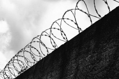 Реальные барьеры для получения правовой помощи в России и соседних странах